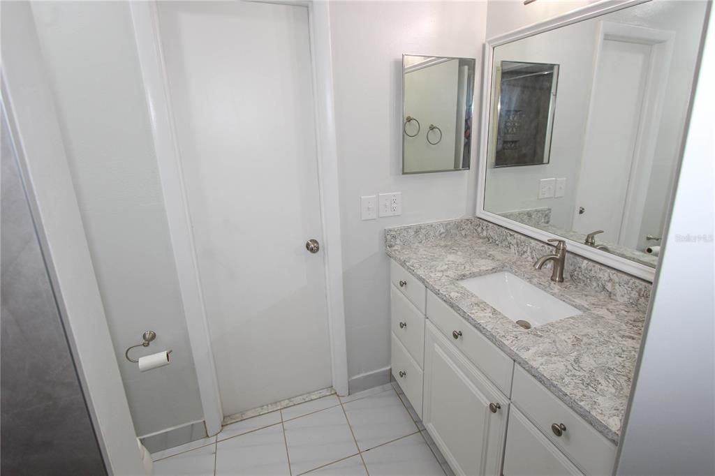 Active With Contract: $2,950 (3 beds, 2 baths, 1573 Square Feet)