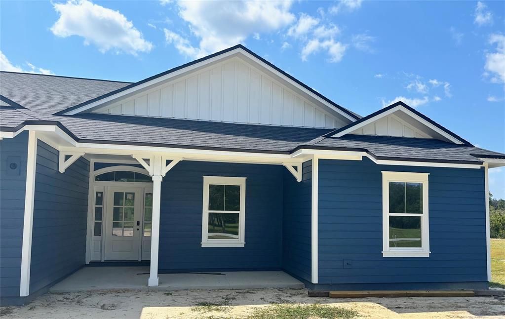 На продажу: $405,000 (4 спален, 2 ванн, 1951 Квадратных фут)