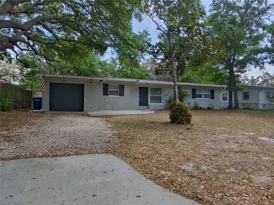 Recently Rented: $2,429 (3 beds, 2 baths, 1673 Square Feet)