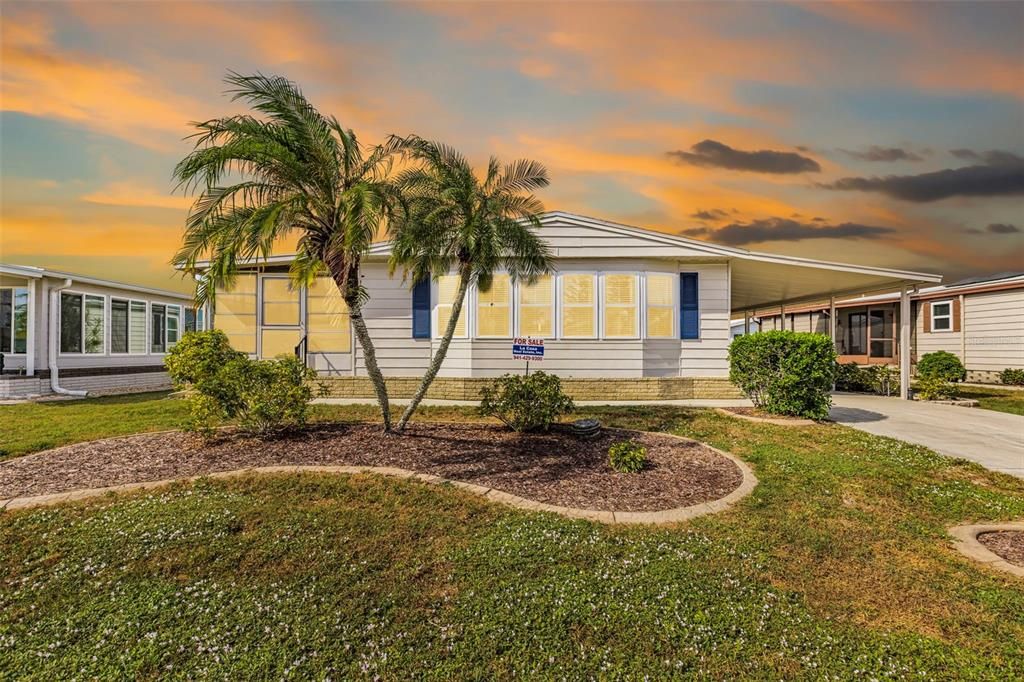 合同活跃: $132,500 (2 贝兹, 2 浴室, 1248 平方英尺)