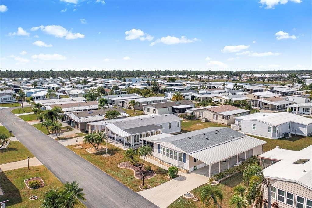 合同活跃: $132,500 (2 贝兹, 2 浴室, 1248 平方英尺)