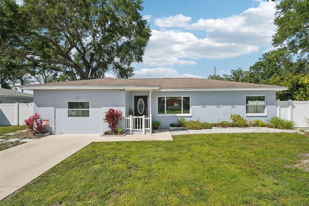 Vendido Recientemente: $379,000 (3 camas, 2 baños, 1474 Pies cuadrados)