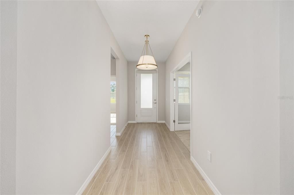 待售: $403,200 (3 贝兹, 2 浴室, 2164 平方英尺)