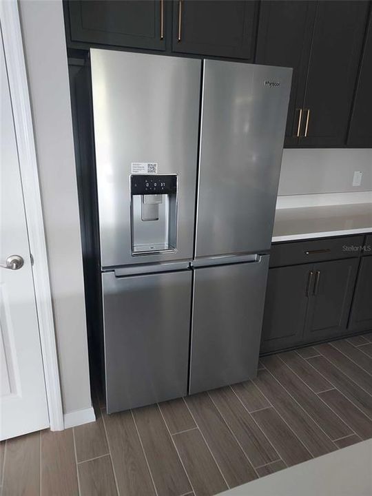 待售: $403,200 (3 贝兹, 2 浴室, 2164 平方英尺)