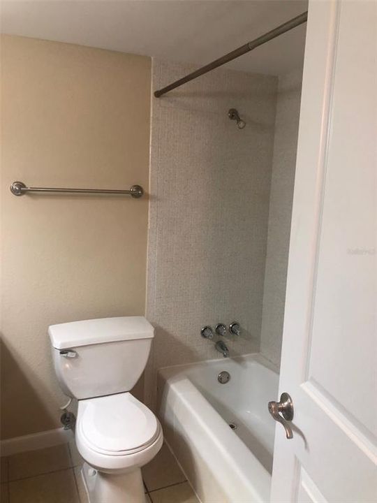 For Rent: $1,425 (2 beds, 2 baths, 900 Square Feet)