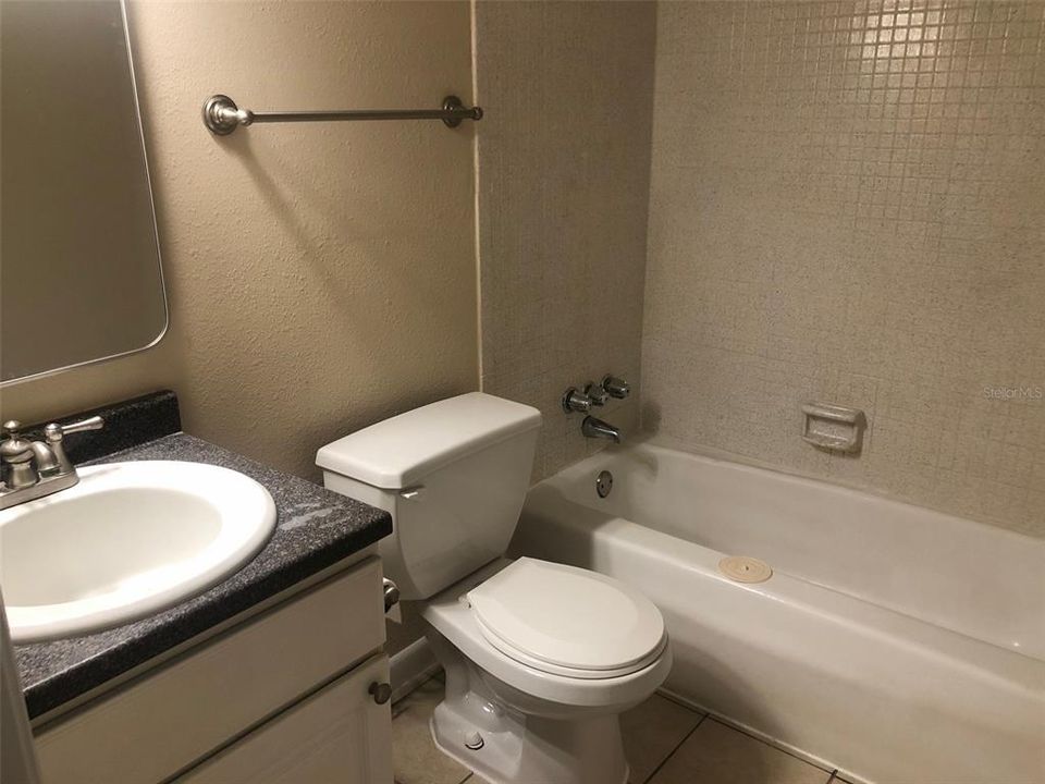 For Rent: $1,425 (2 beds, 2 baths, 900 Square Feet)