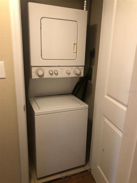 For Rent: $1,425 (2 beds, 2 baths, 900 Square Feet)