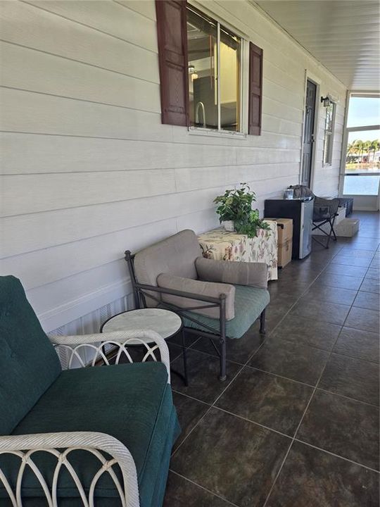 For Sale: $250,000 (2 beds, 2 baths, 1523 Square Feet)