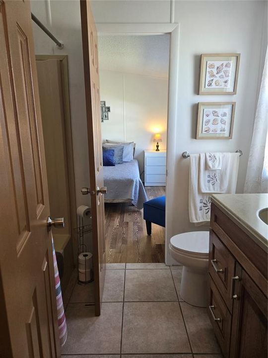 For Sale: $250,000 (2 beds, 2 baths, 1523 Square Feet)