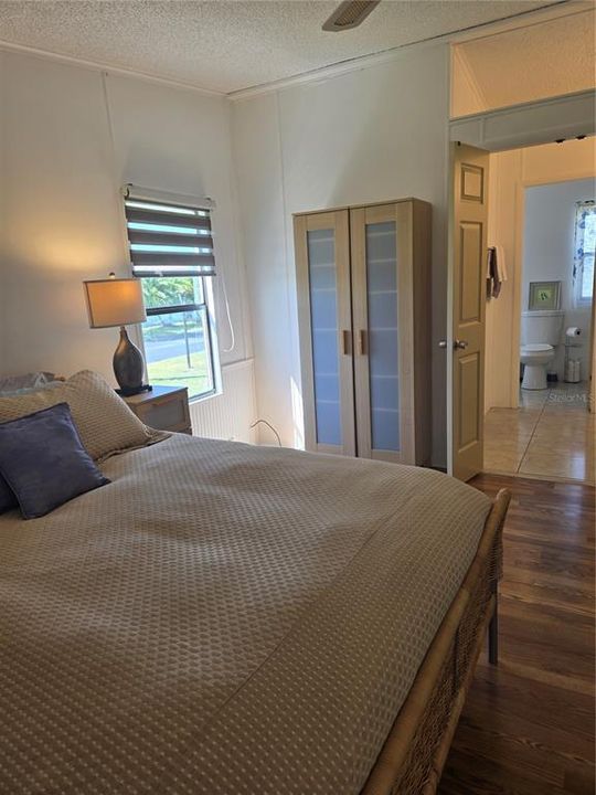 For Sale: $250,000 (2 beds, 2 baths, 1523 Square Feet)