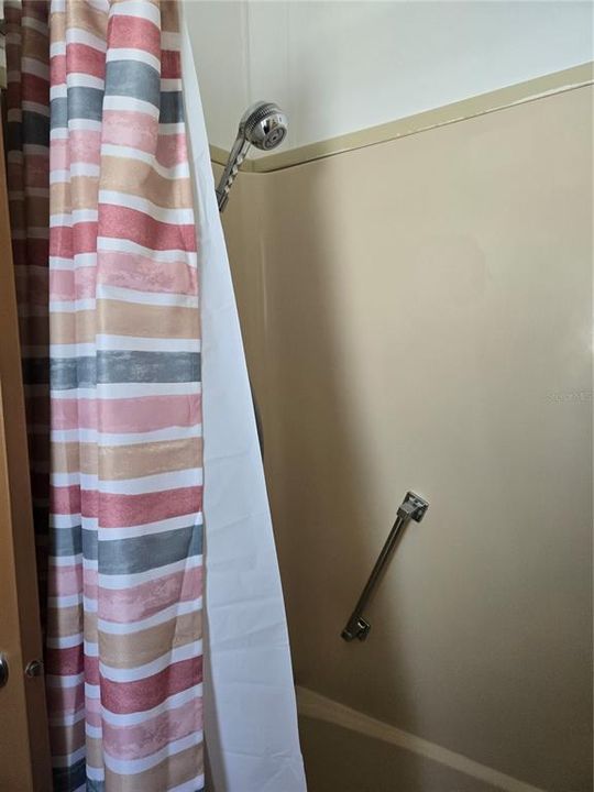 For Sale: $250,000 (2 beds, 2 baths, 1523 Square Feet)