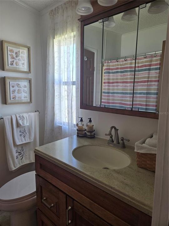 For Sale: $250,000 (2 beds, 2 baths, 1523 Square Feet)