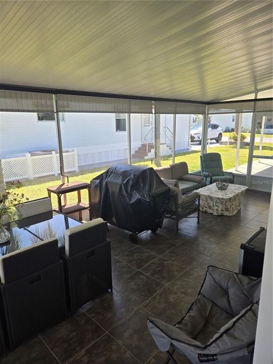 For Sale: $250,000 (2 beds, 2 baths, 1523 Square Feet)