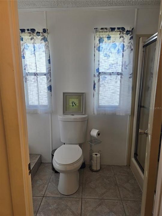 For Sale: $250,000 (2 beds, 2 baths, 1523 Square Feet)