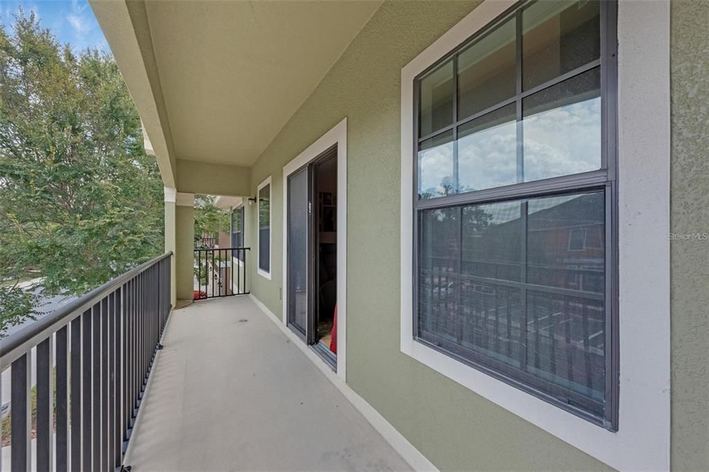 For Sale: $274,900 (2 beds, 2 baths, 1253 Square Feet)