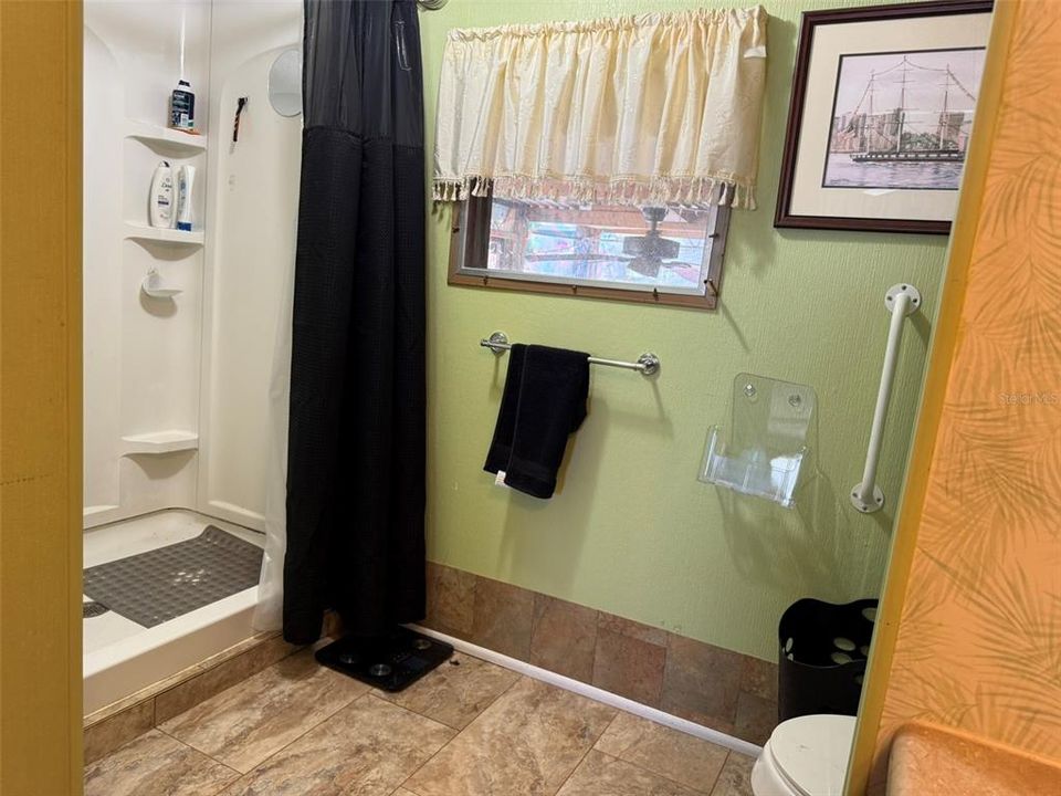 Active With Contract: $119,500 (2 beds, 2 baths, 1152 Square Feet)