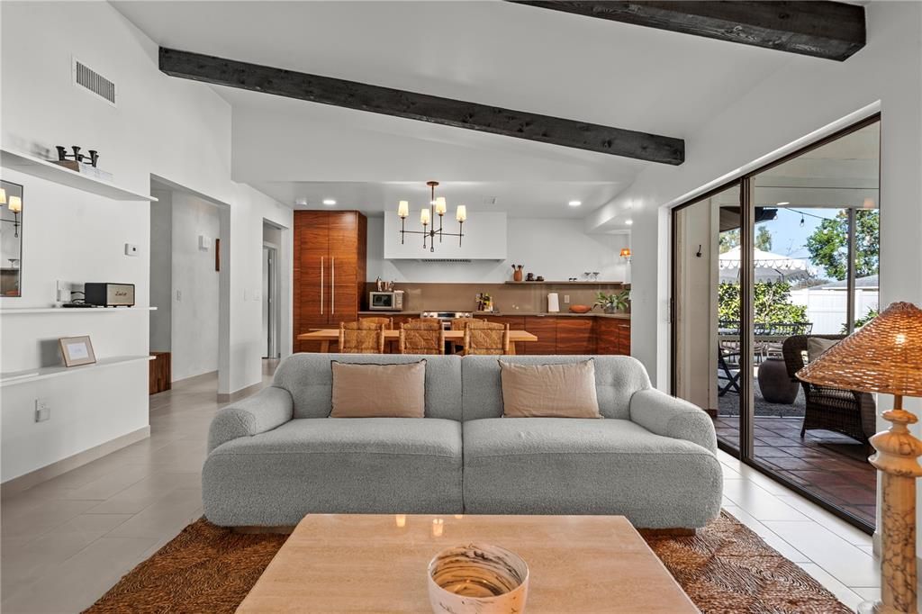 Recently Sold: $540,000 (3 beds, 2 baths, 1173 Square Feet)