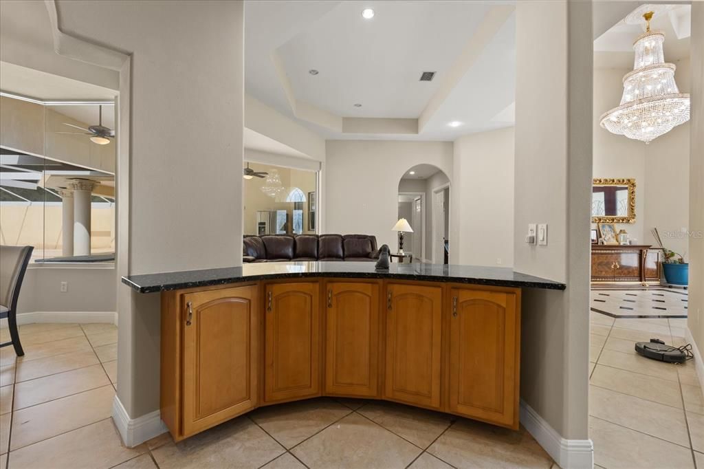 For Sale: $2,150,000 (5 beds, 4 baths, 5242 Square Feet)