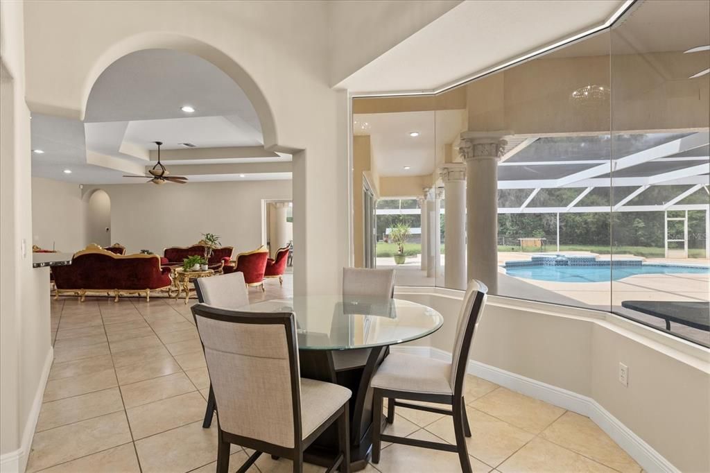 For Sale: $2,150,000 (5 beds, 4 baths, 5242 Square Feet)