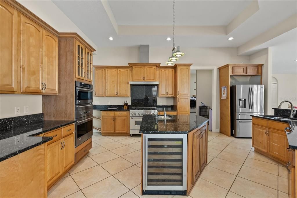 For Sale: $2,150,000 (5 beds, 4 baths, 5242 Square Feet)