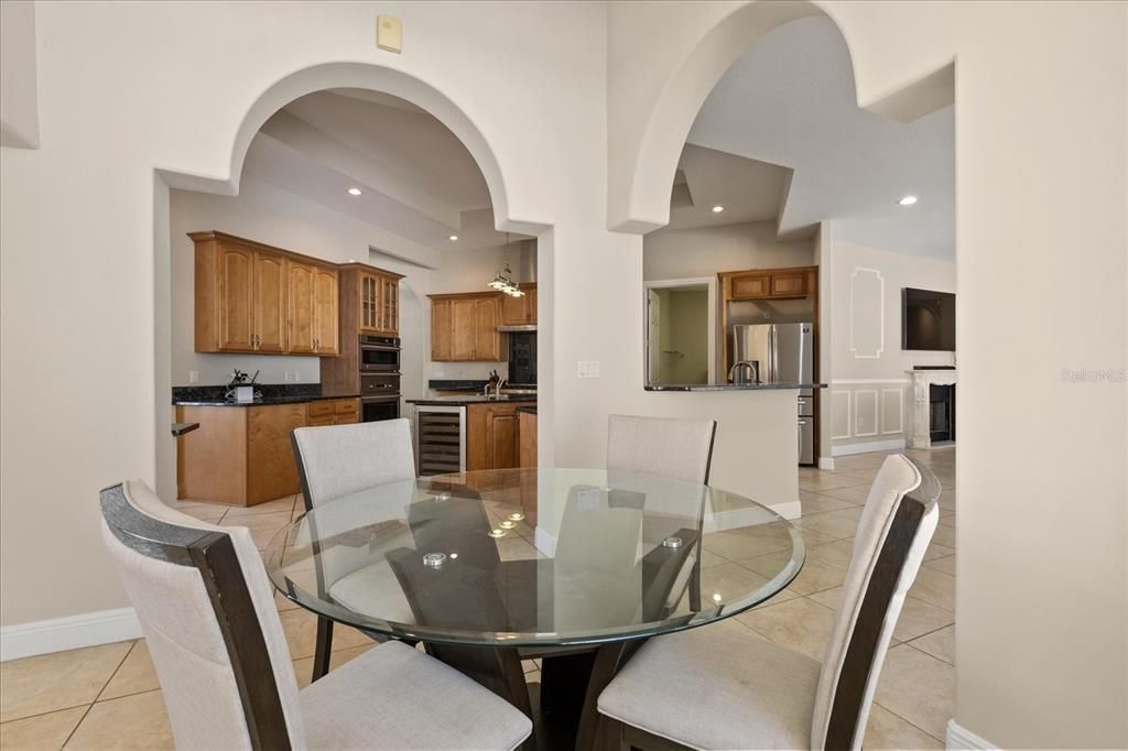 For Sale: $2,150,000 (5 beds, 4 baths, 5242 Square Feet)