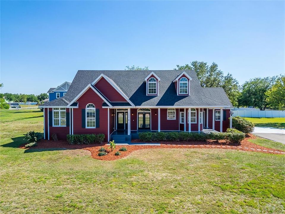 Recently Sold: $599,000 (3 beds, 2 baths, 2632 Square Feet)