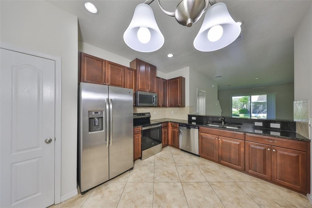 待售: $264,900 (3 贝兹, 2 浴室, 1536 平方英尺)