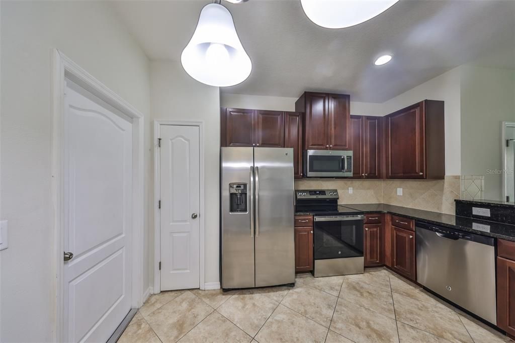 待售: $264,900 (3 贝兹, 2 浴室, 1536 平方英尺)