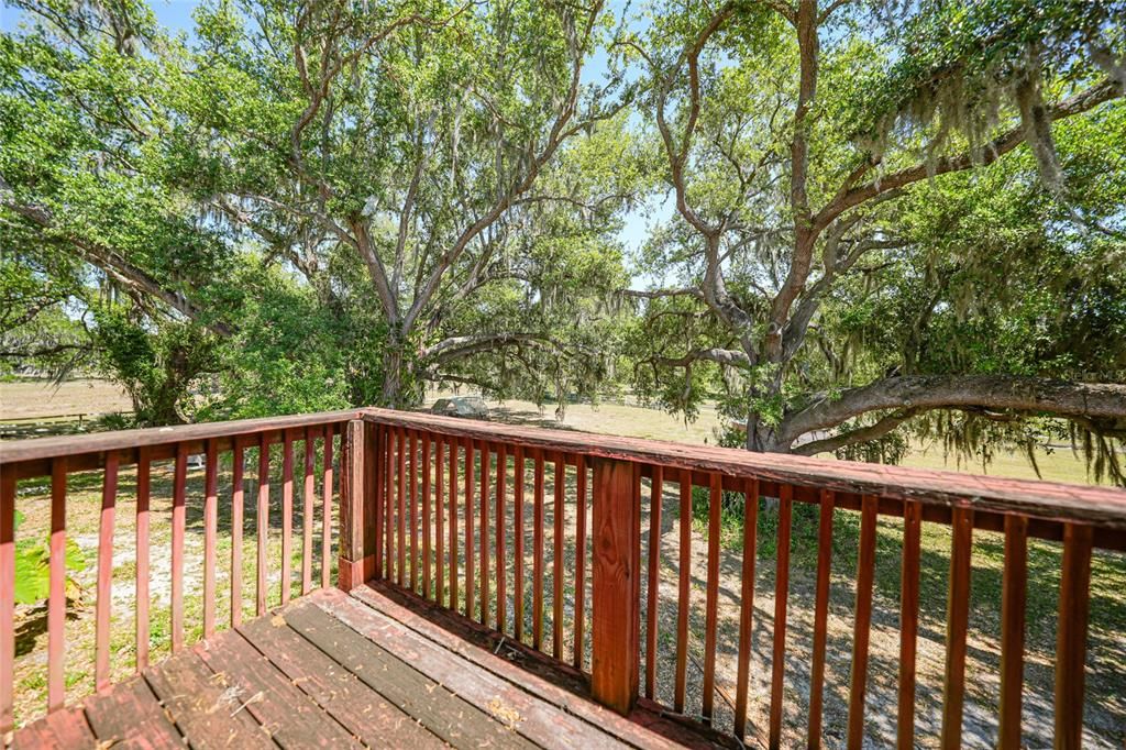 En Venta: $739,000 (4 camas, 2 baños, 2718 Pies cuadrados)