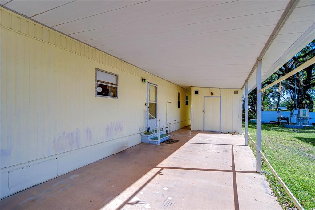 Active With Contract: $112,500 (2 beds, 2 baths, 1056 Square Feet)