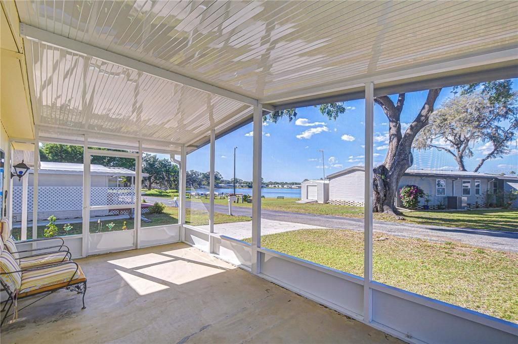 Active With Contract: $112,500 (2 beds, 2 baths, 1056 Square Feet)