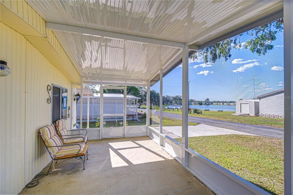 Active With Contract: $112,500 (2 beds, 2 baths, 1056 Square Feet)