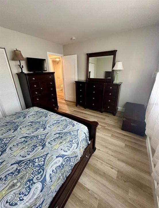 For Sale: $249,900 (1 beds, 1 baths, 508 Square Feet)