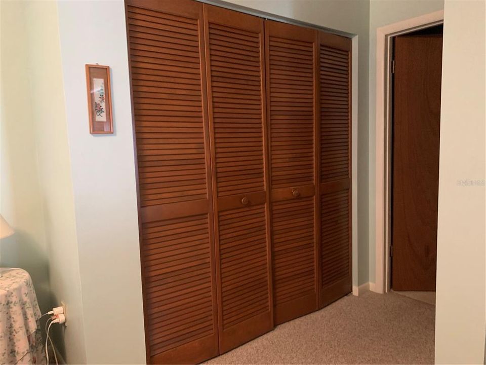 На продажу: $122,500 (2 спален, 2 ванн, 864 Квадратных фут)