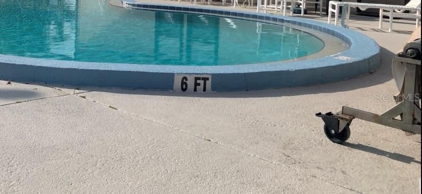 На продажу: $122,500 (2 спален, 2 ванн, 864 Квадратных фут)