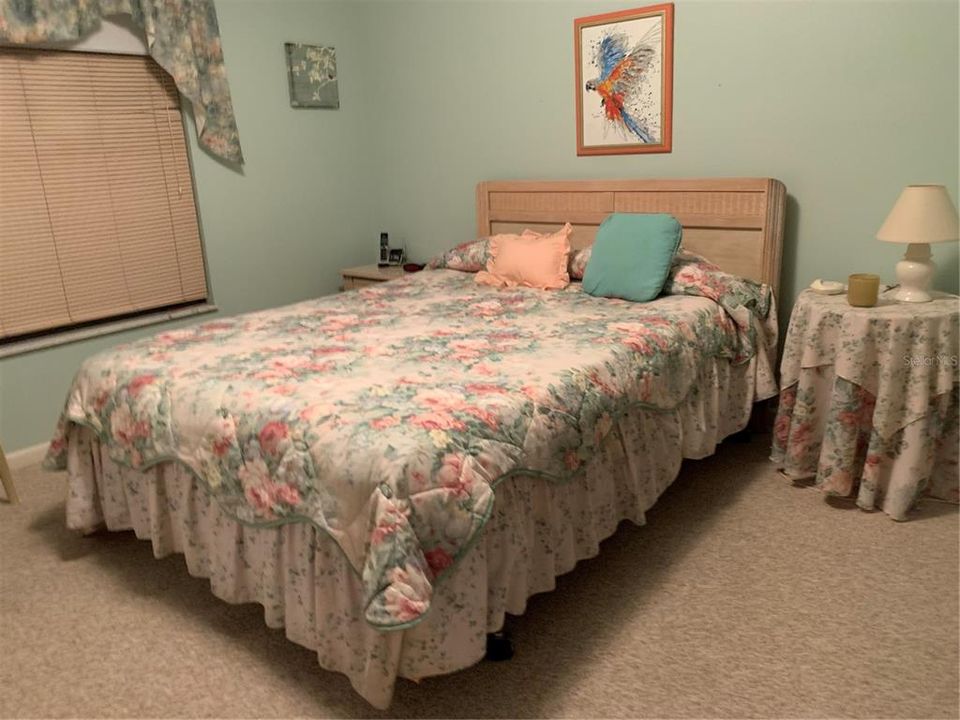 На продажу: $122,500 (2 спален, 2 ванн, 864 Квадратных фут)