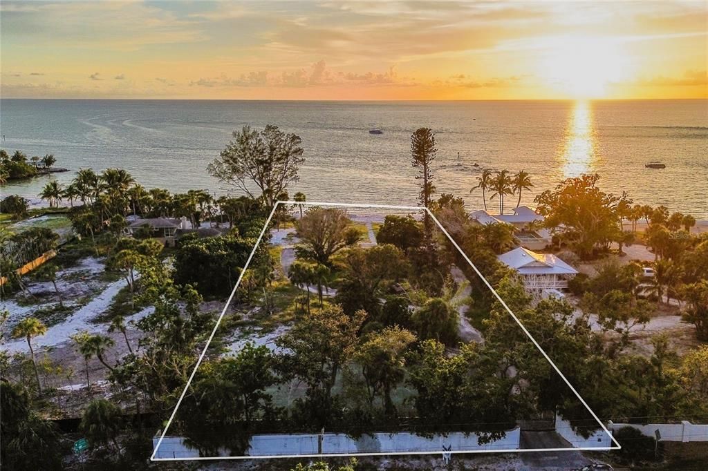 Active With Contract: $9,825,000 (1.54 acres)