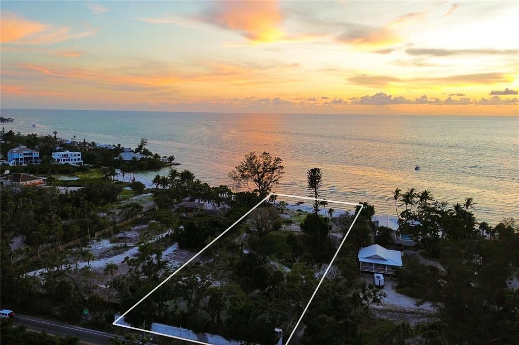 Active With Contract: $9,825,000 (1.54 acres)