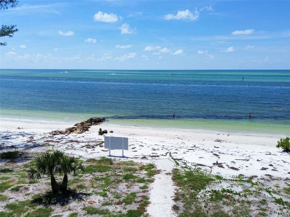 Active With Contract: $9,825,000 (1.54 acres)