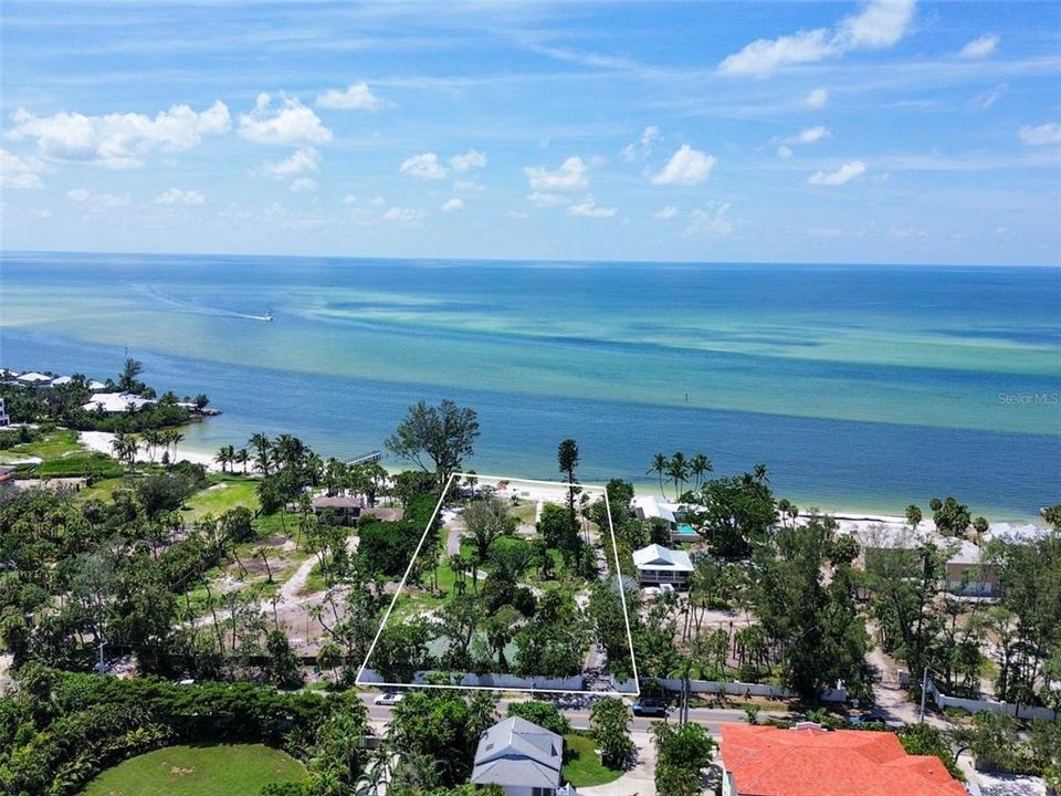 Active With Contract: $9,825,000 (1.54 acres)