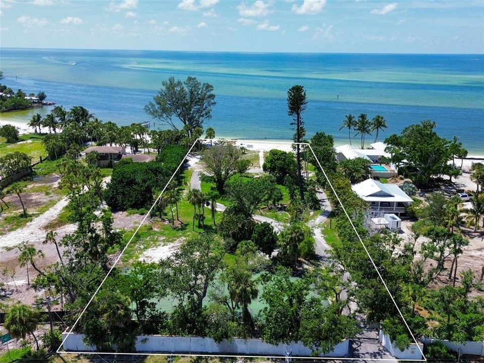 Active With Contract: $9,825,000 (1.54 acres)