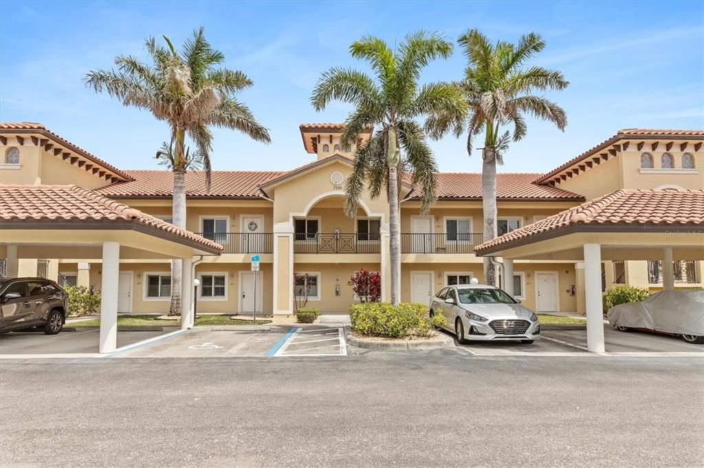 For Sale: $169,993 (2 beds, 2 baths, 1079 Square Feet)