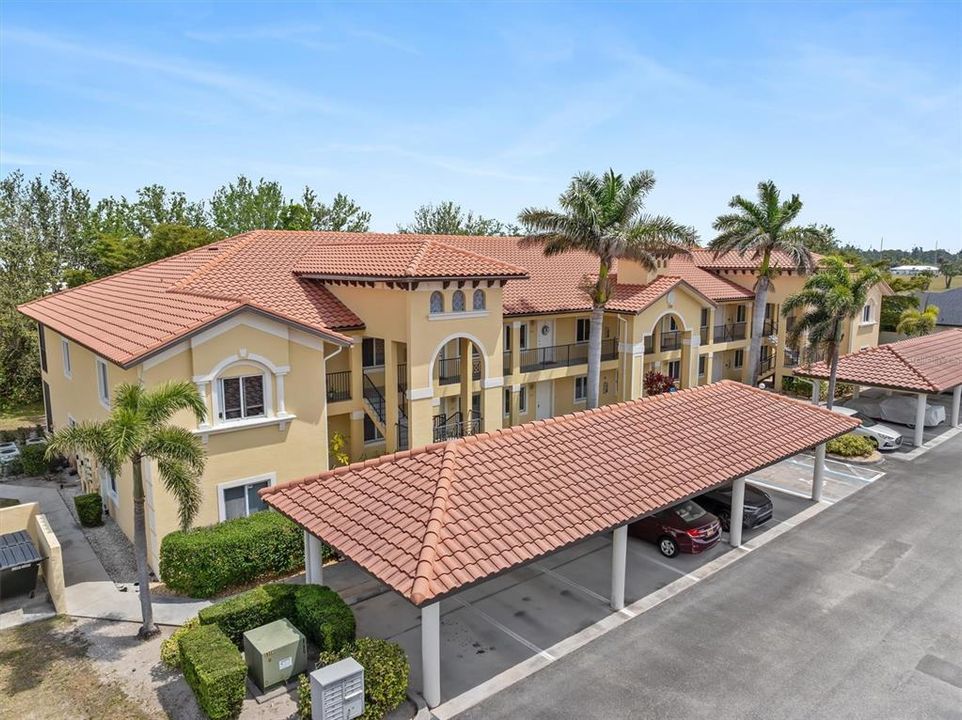 For Sale: $169,993 (2 beds, 2 baths, 1079 Square Feet)