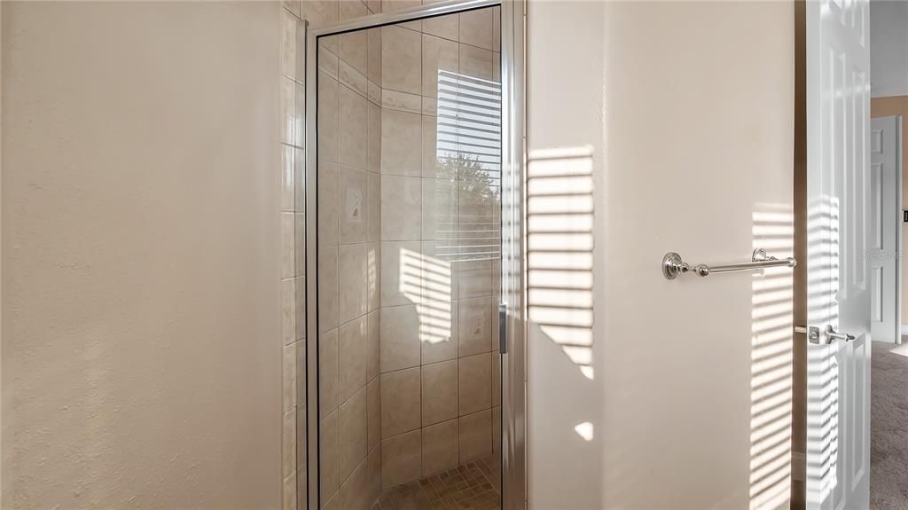 En Venta: $898,999 (4 camas, 4 baños, 3780 Pies cuadrados)