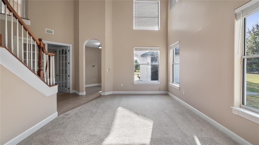 En Venta: $898,999 (4 camas, 4 baños, 3780 Pies cuadrados)