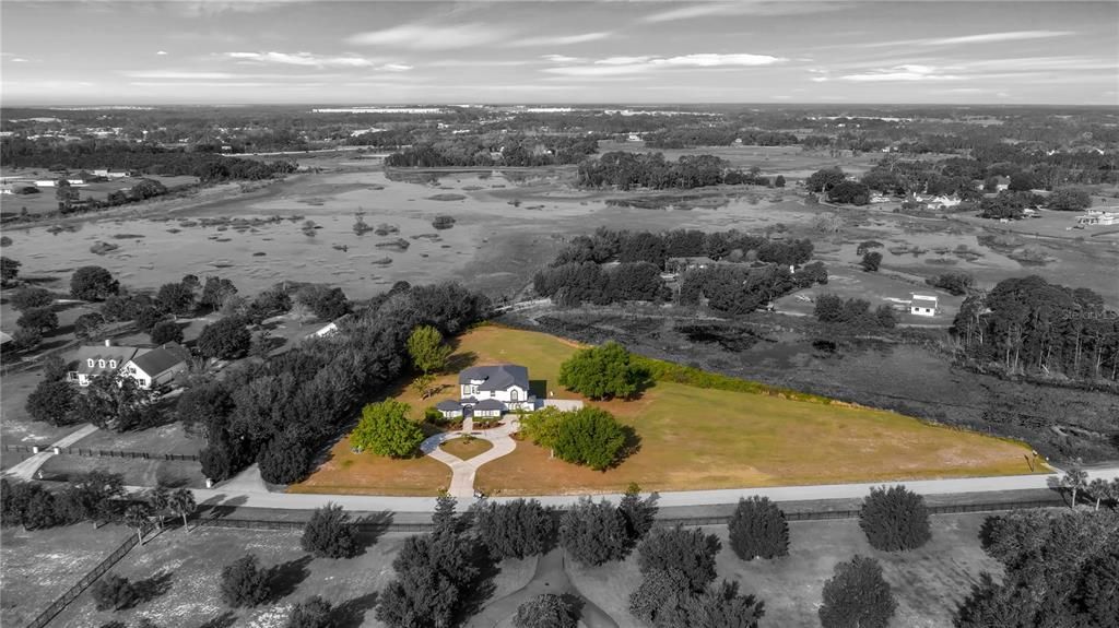 En Venta: $898,999 (4 camas, 4 baños, 3780 Pies cuadrados)