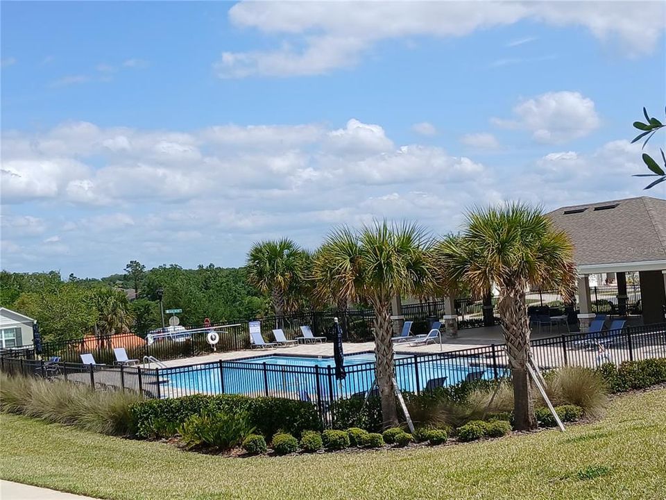 Active With Contract: $359,000 (4 beds, 2 baths, 2432 Square Feet)