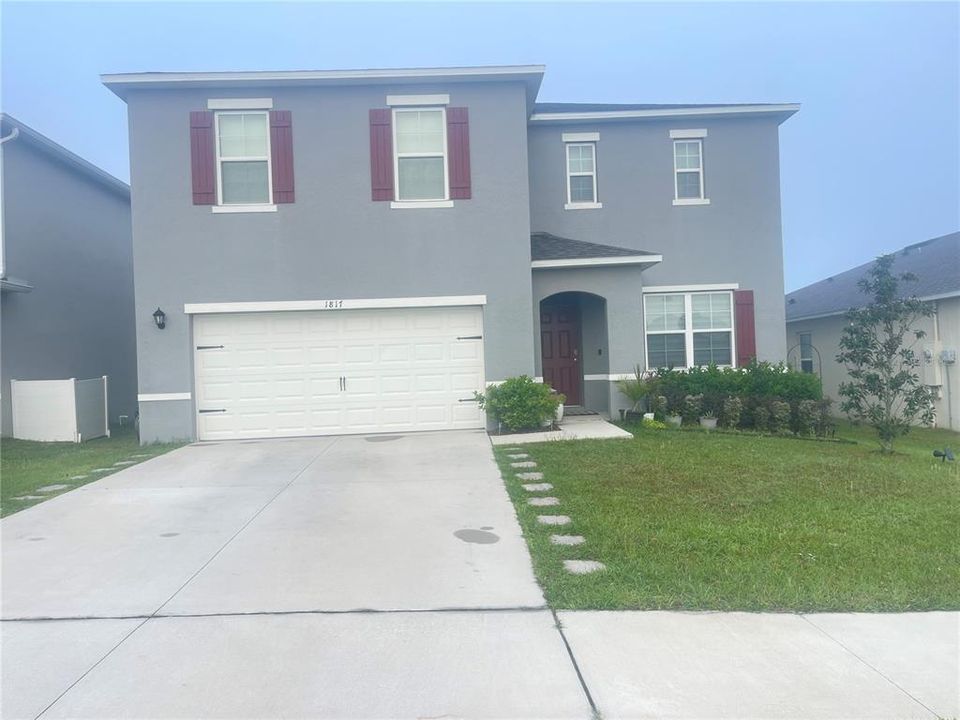 Active With Contract: $359,000 (4 beds, 2 baths, 2432 Square Feet)