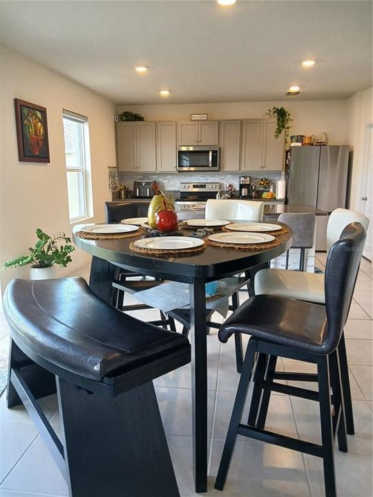 Active With Contract: $359,000 (4 beds, 2 baths, 2432 Square Feet)