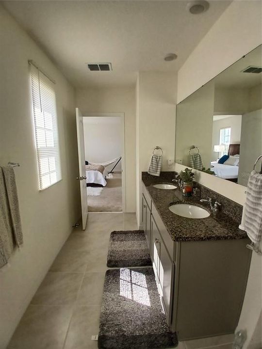 Active With Contract: $359,000 (4 beds, 2 baths, 2432 Square Feet)